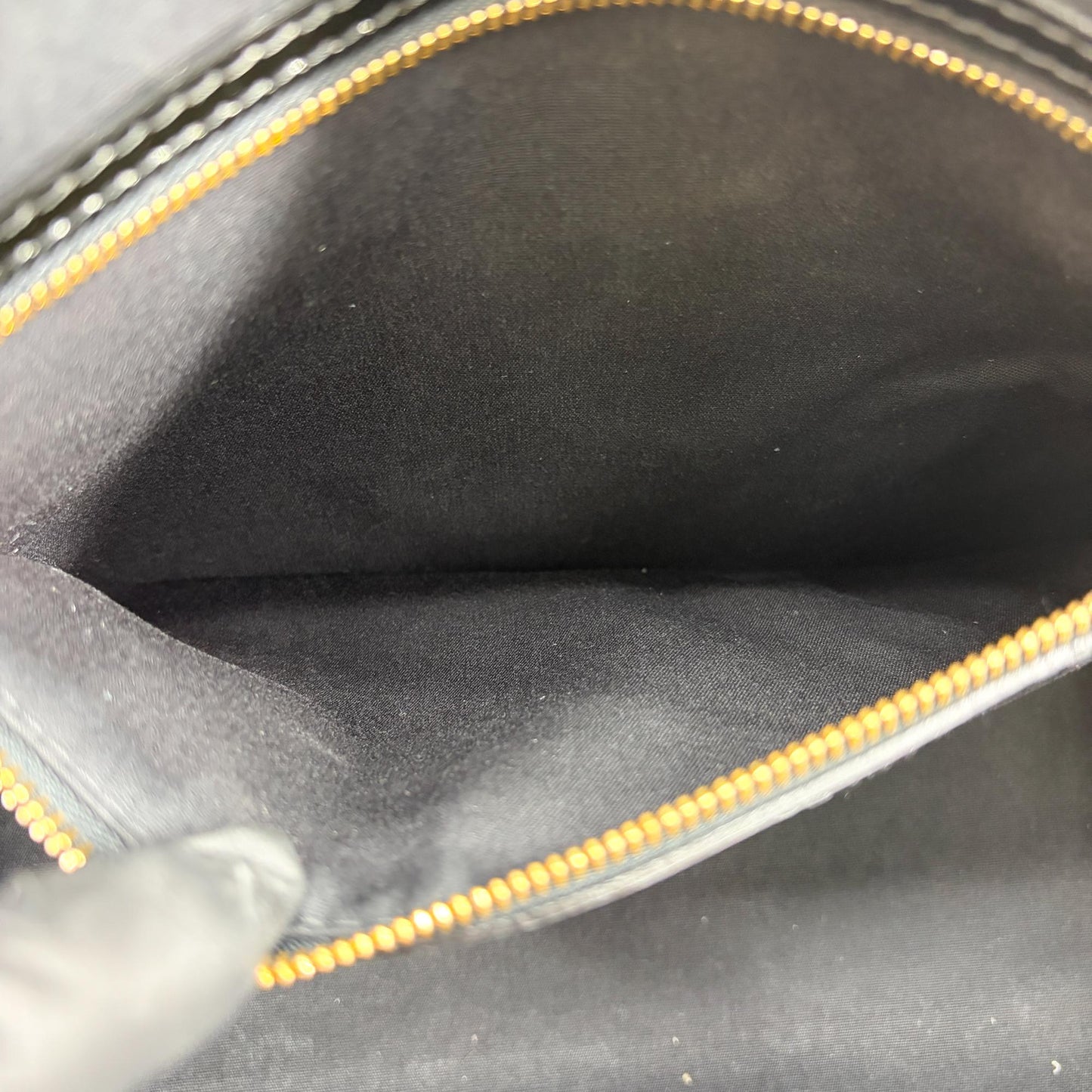 Louis Vuitton Monogram Vernis Melrose Avenue Tote Bag Black