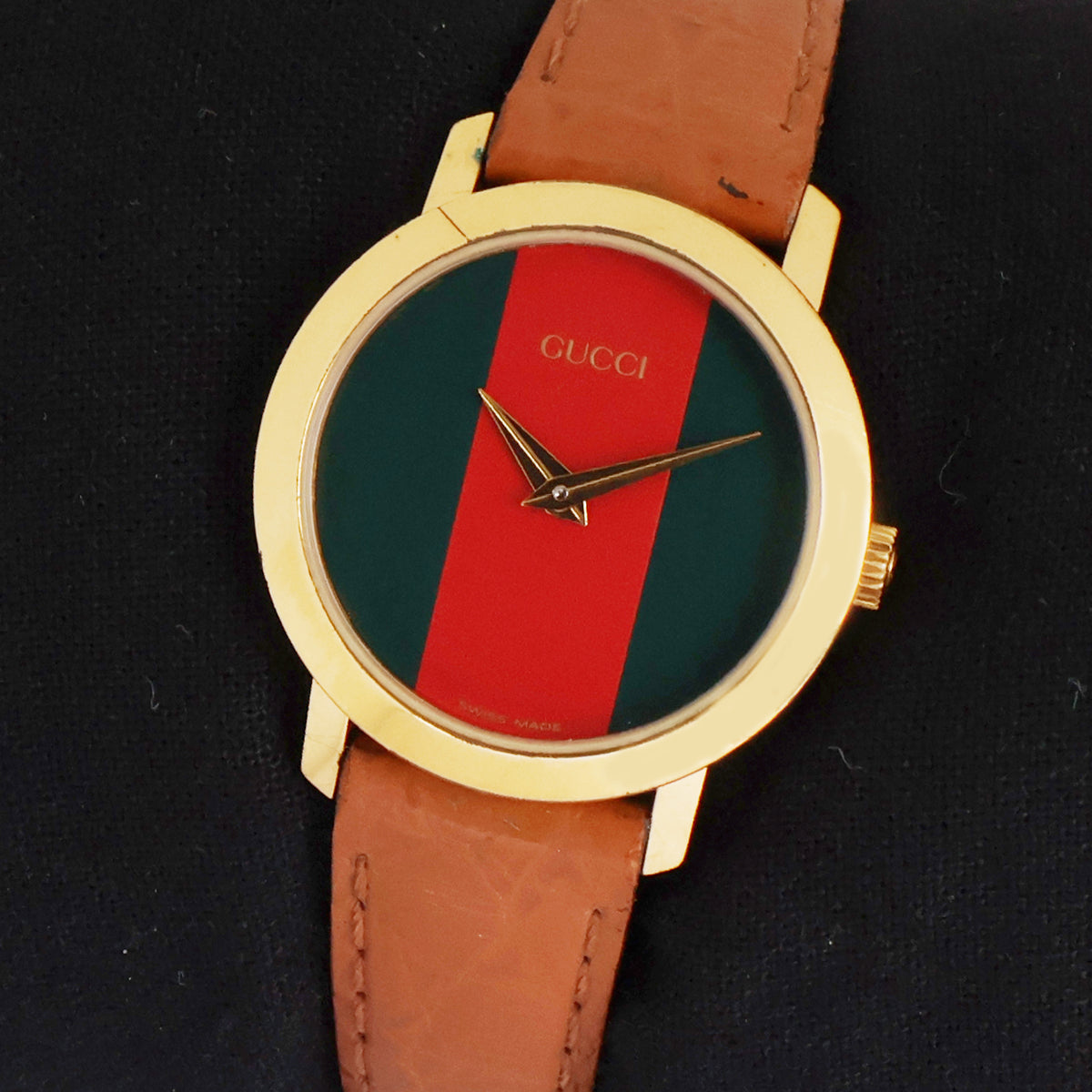 Gucci 2200L Gold Quartz Leather Band Watch