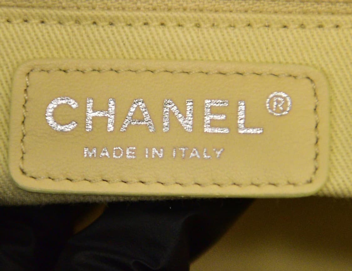 Chanel White CC Chain Shoulder Bag