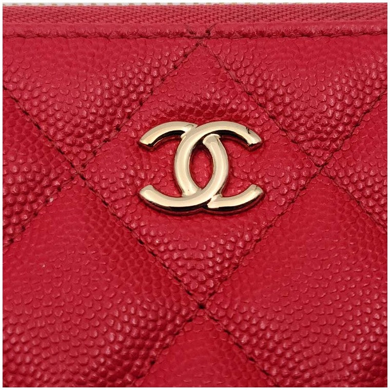 Chanel Caviar Classic New Medium Clutch