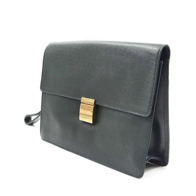Louis Vuitton Taiga Serenga Clutch