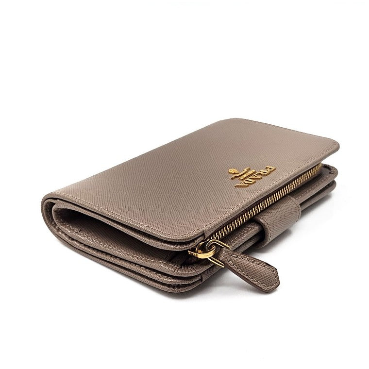 Prada Saffiano medium wallet