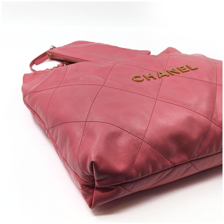 Chanel 22 bag medium