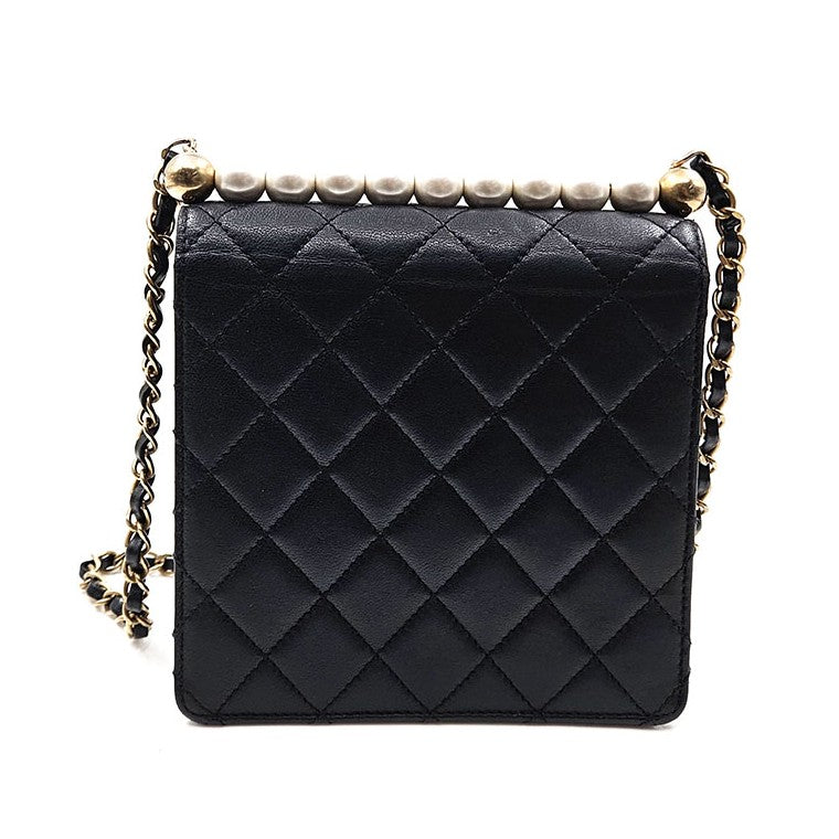 Chanel Pearl Flap Crossbody Bag (AS0584)