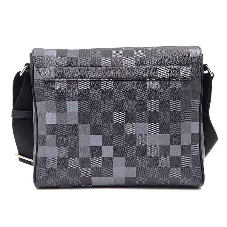 Louis Vuitton Damier Graphite District PM