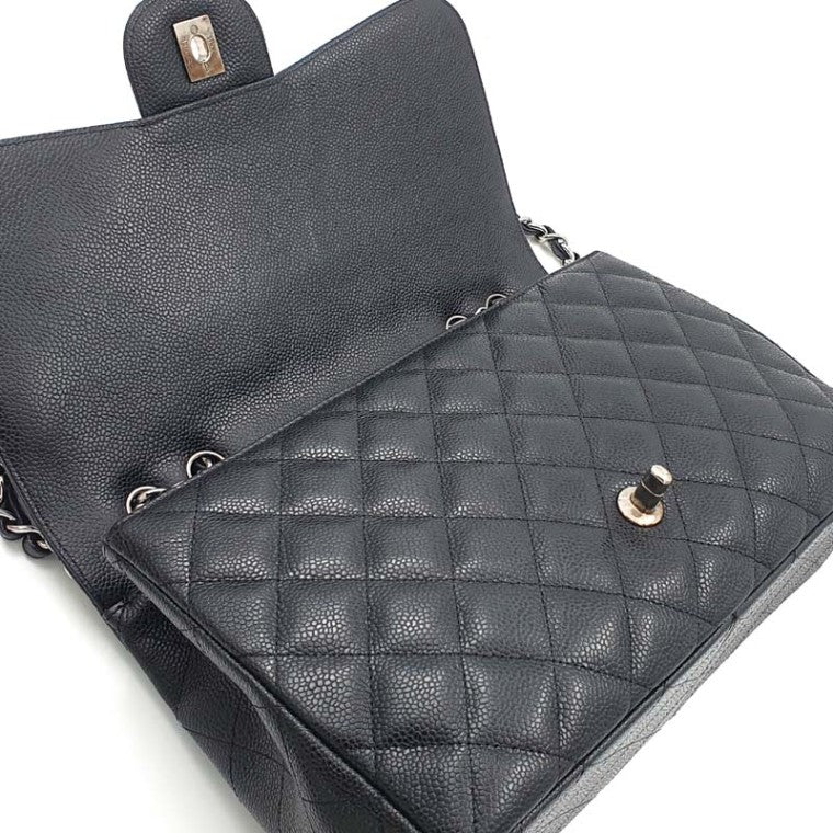 Chanel Classic Caviar Silver Hardware Large