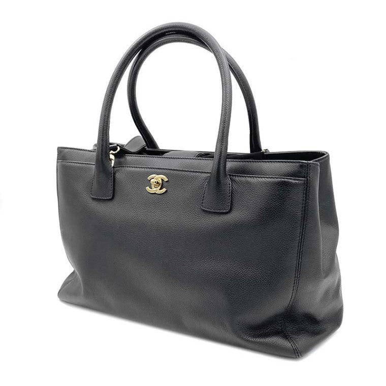 Chanel Surfgrand