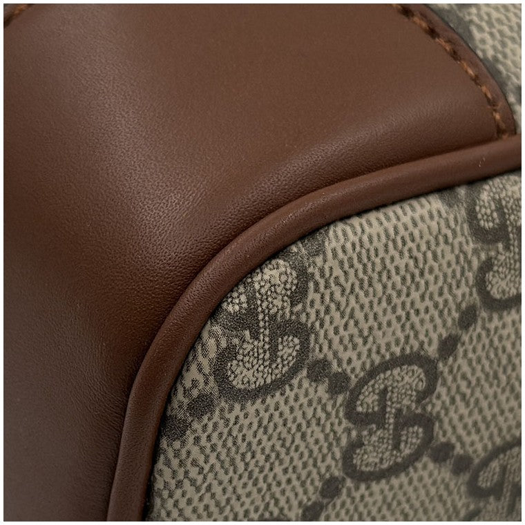 Gucci GG Emblem Crossbody Bag Small (821155)