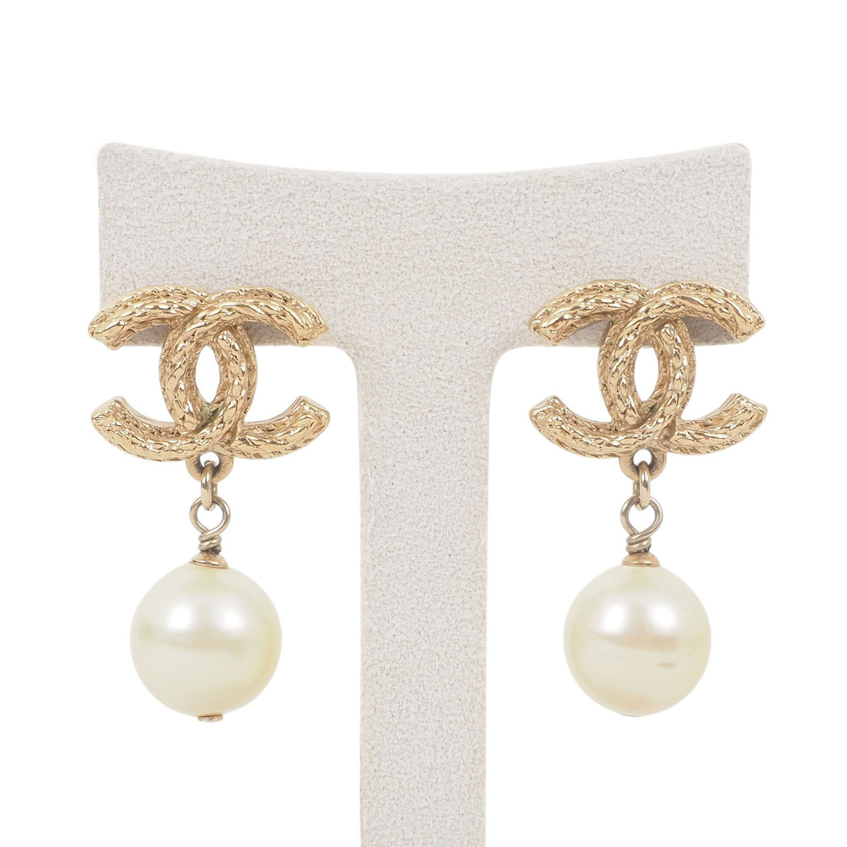 Chanel CC Logo Pearl Drop Earrings